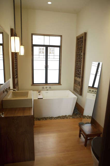  Monterey Street Bathroom: Shaker simplicity meets asian styling and serene lines in this bathroom remodel. Photo: eurydice galka