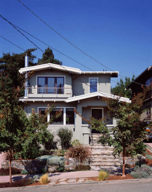  Beverly Place &#8\2\1\1; Facade