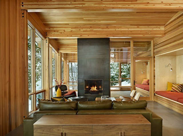  North Lake Wenatchee Living & Fireplace