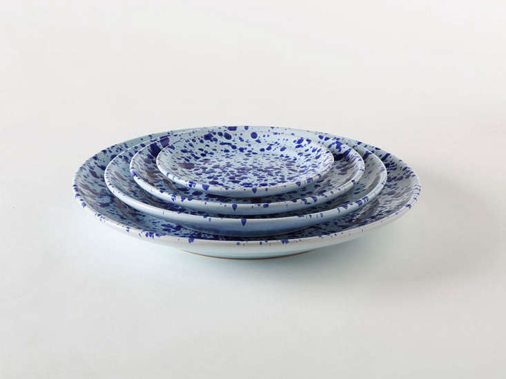 italian-splatterware-blue-plates-remodelista