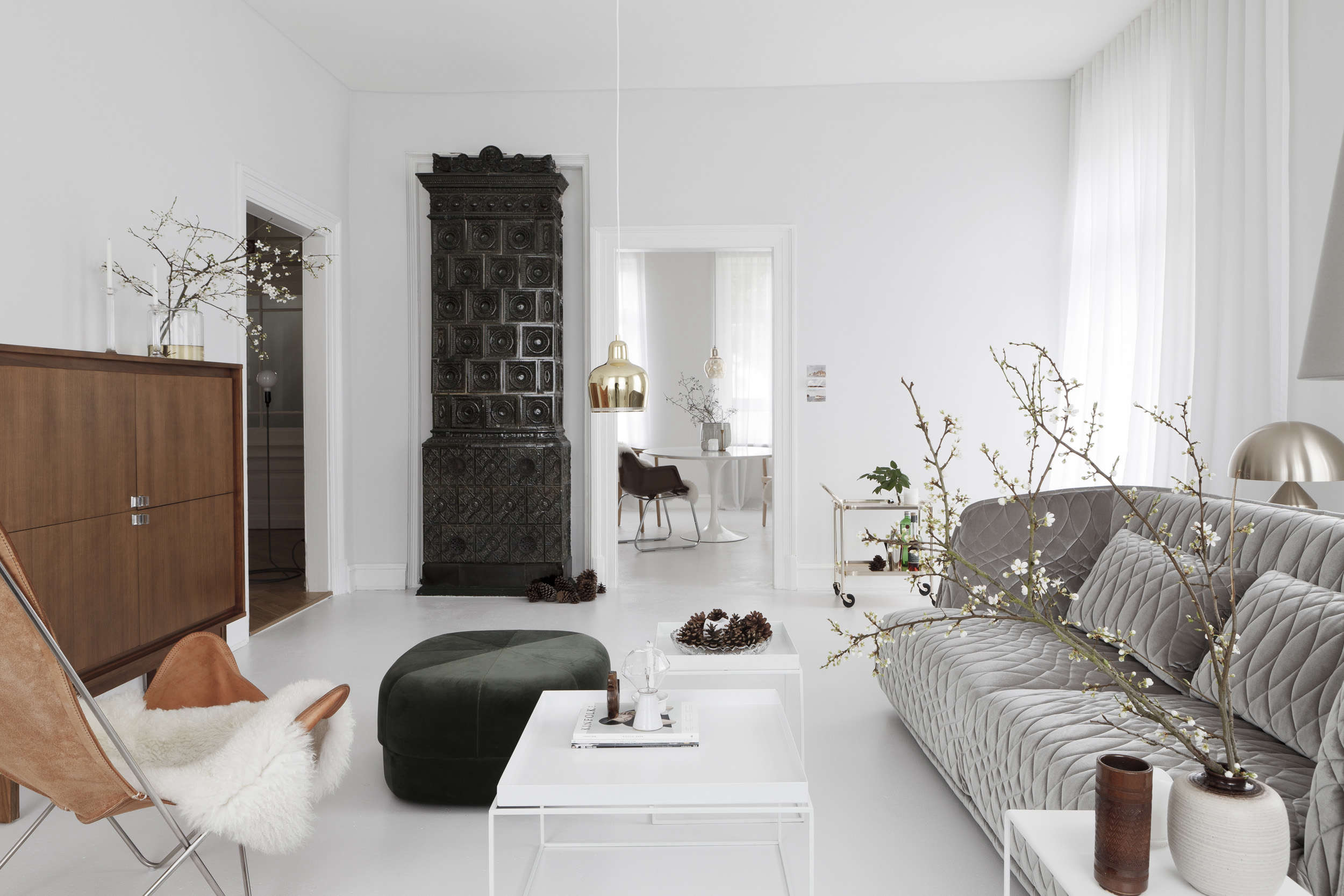 Earthly and Ethereal: An Apartment Makeover by Studio Oink ...