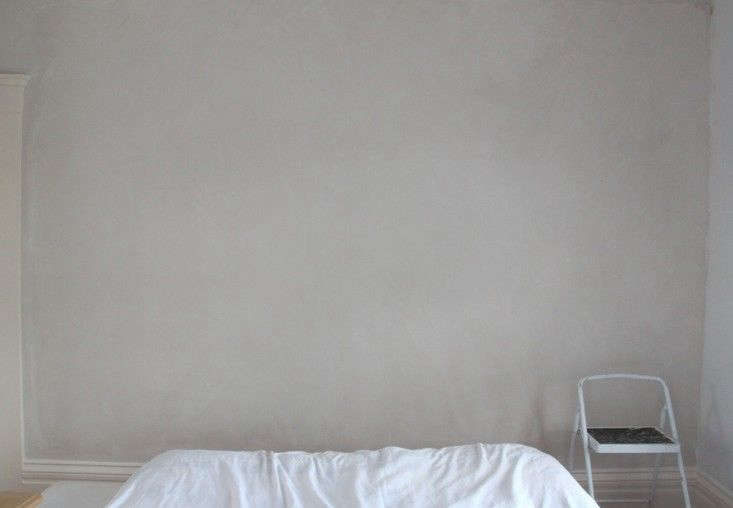 Photograph from DIY Project: Limewashed Walls for Modern Times.