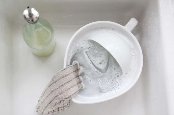 DIY natural dish soap, results, by Justine Hand for Remodelista-733x488