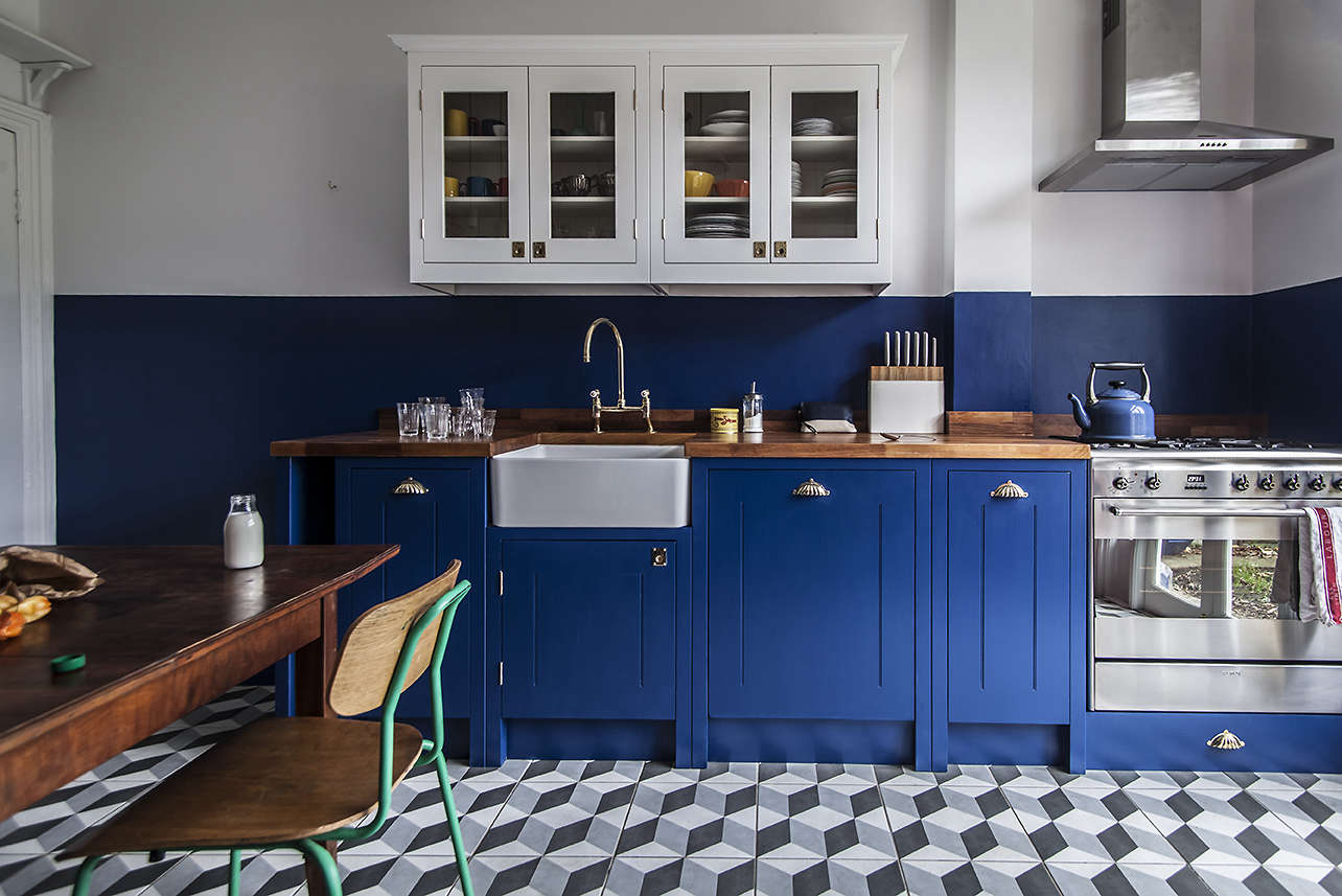 Kitchen Of The Week A Brightly Colored And Cost Conscious