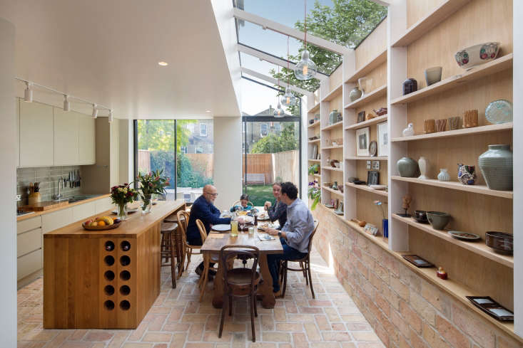 Neil Dusheiko Architects London artful eat in kitchen 1