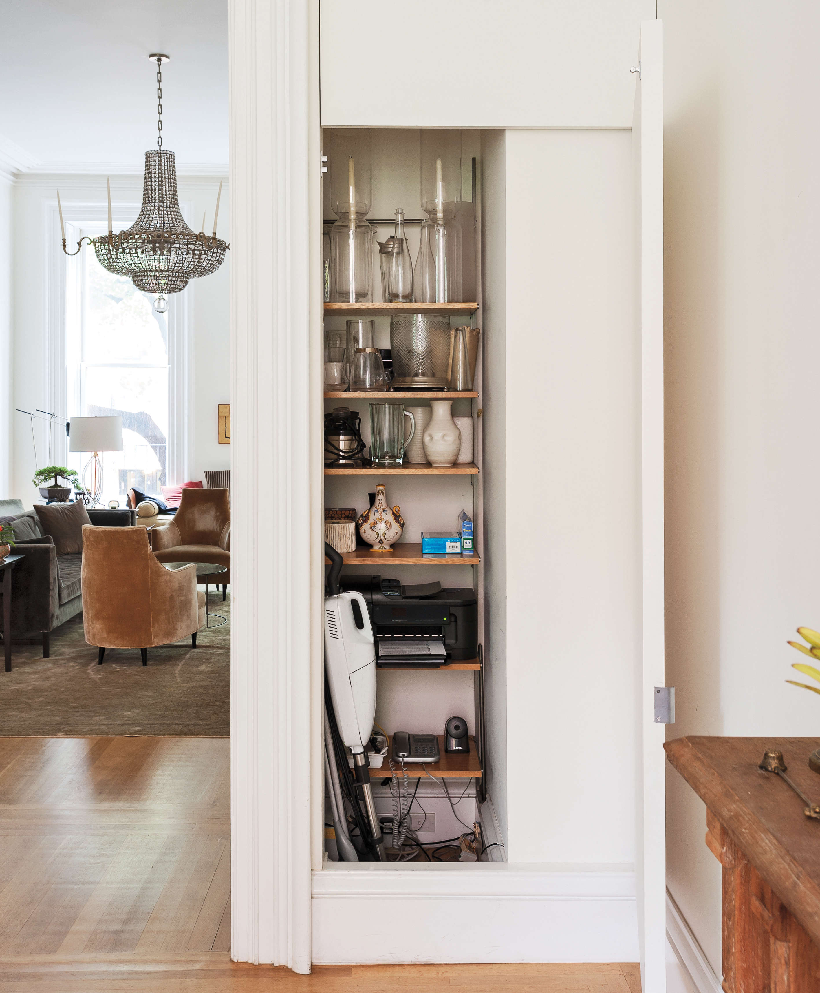 10 Easy Pieces: Compact Upright Vacuums for Small Spaces