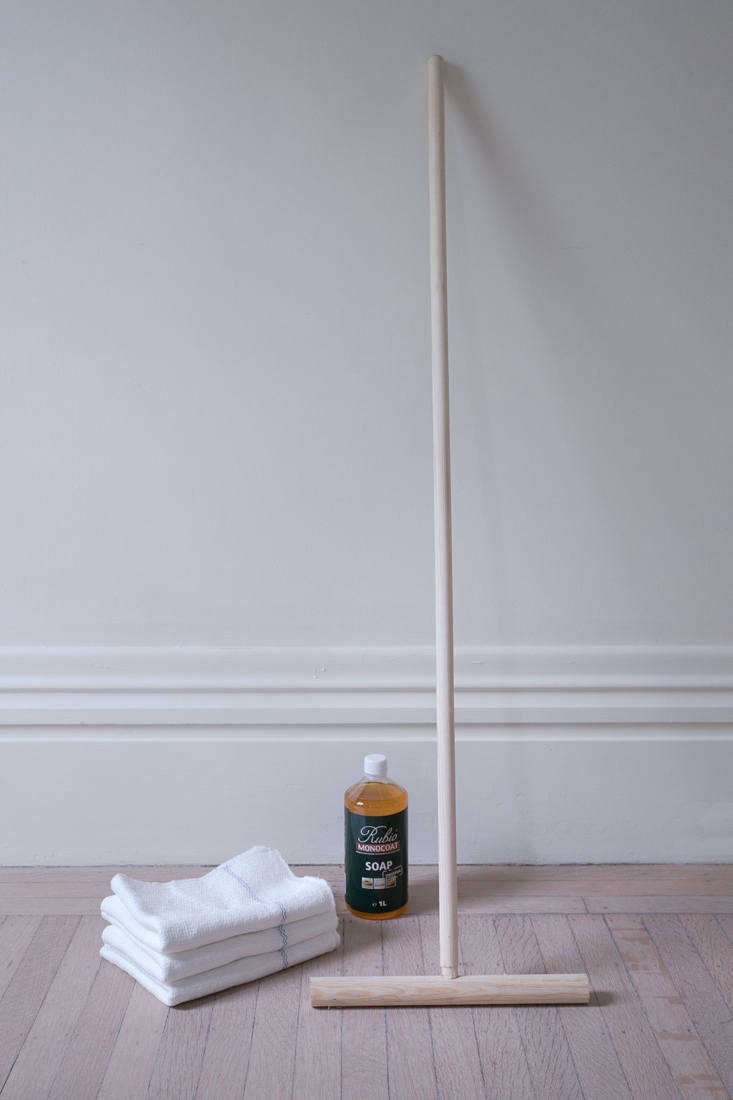 An eco-friendly floor-cleaning solution: read more in The Cuban Mop: The Near Perfect Cleaning Tool You’ve Never Heard of (and How to Use It). Photograph by Justine Hand for Remodelista.