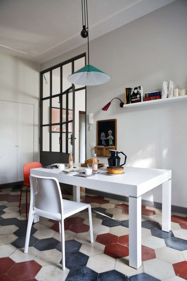 kitchen in tuscan red house by studio strato, photo by serena eller 329