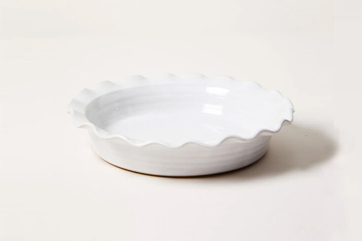 farmhouse pottery classic baker's pie dish 10