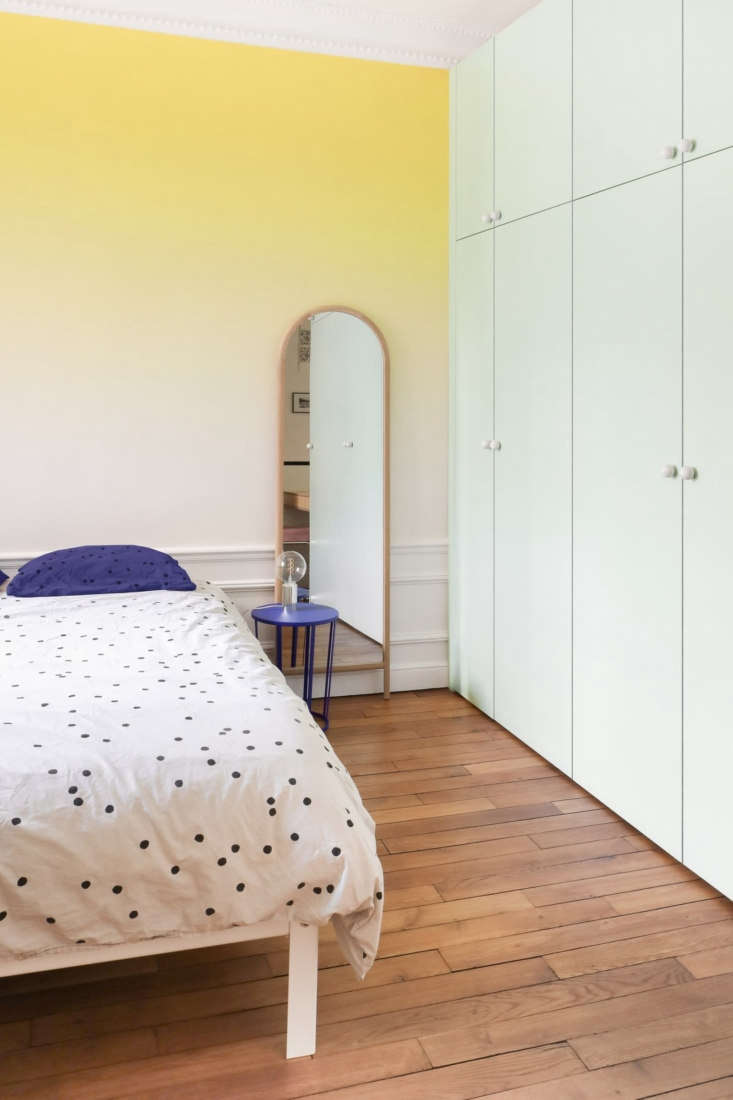 Ombre bedroom, Paris apartment modernized by Heju Studio architecture.