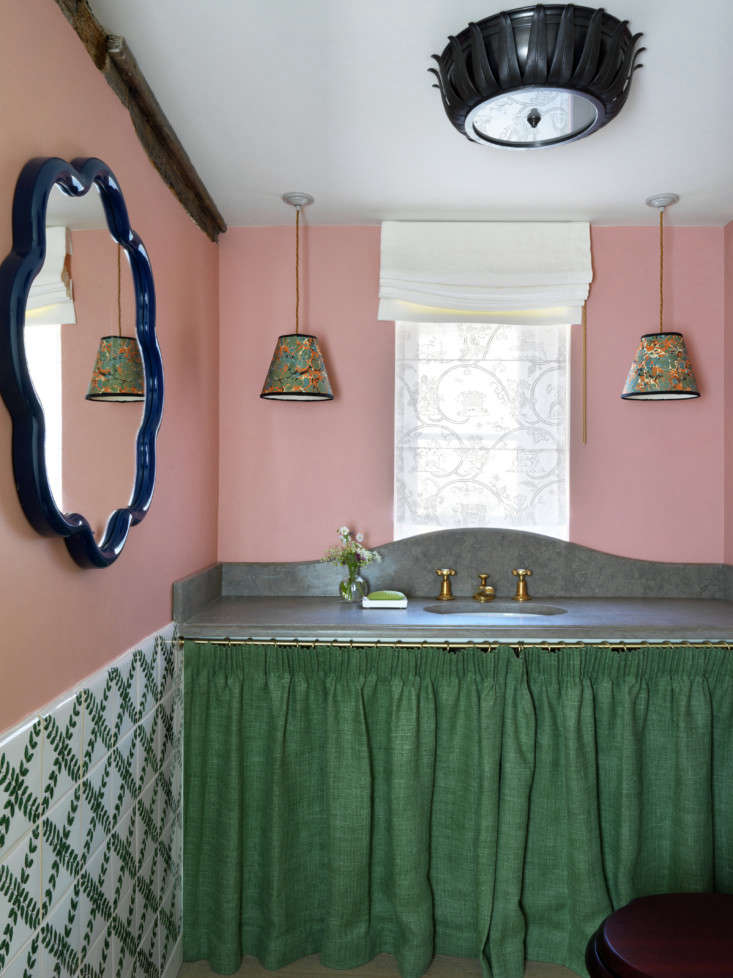 sussex cottage bathroom sink designed by beata heuman. 345