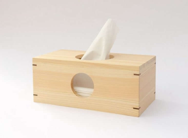 Hinoki Moon Tissue Box by Tosa Ryu at Tenzo