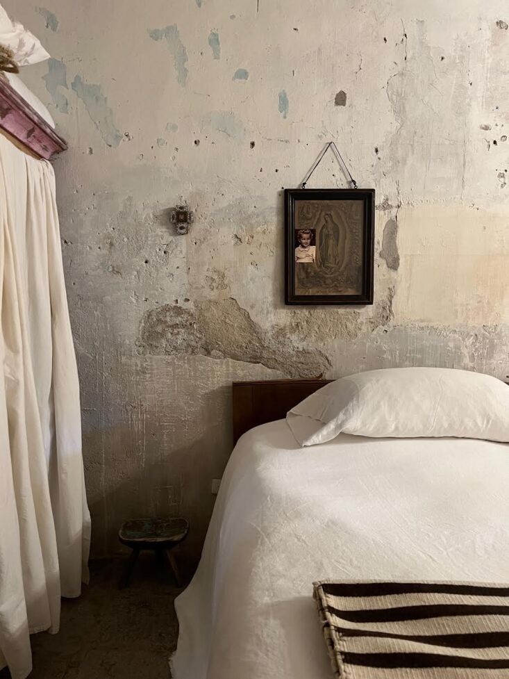 patricia larsen bedroom, pozos, mexico 28