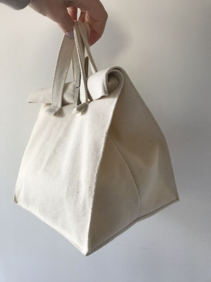 Katie Alderson DIY canvas lunch bag.
