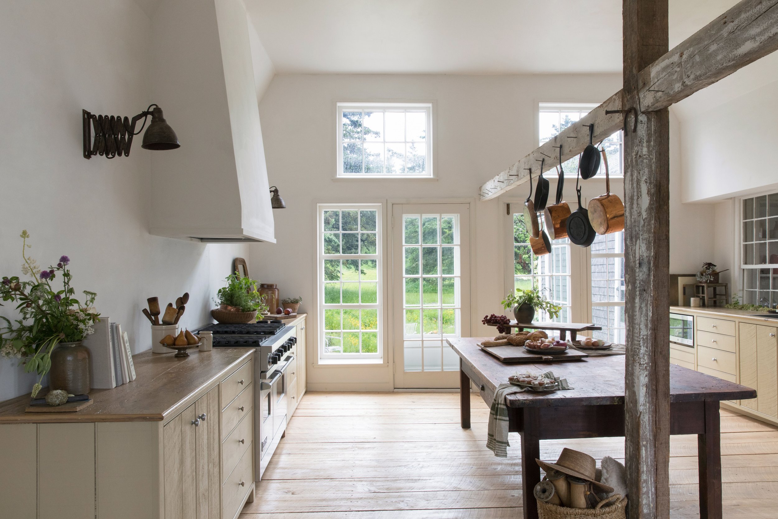 Steal This Look: A Heritage-Feeling Kitchen in New England