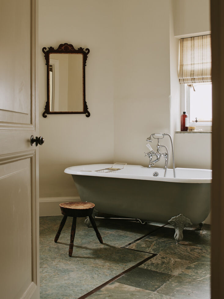 the existing two toned green marble floors in the family bathroom didn&#8\2 29