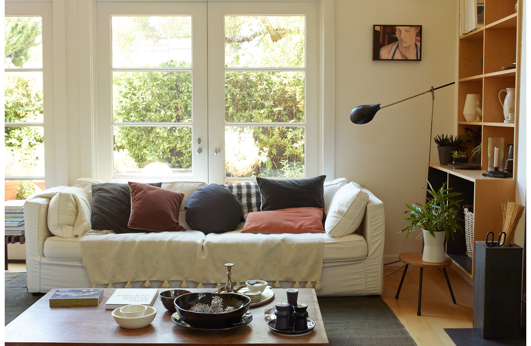 Julie Carlson and Josh Groves living room, Mill Valley, from Apiece Apart. Leslie Williamson photo.