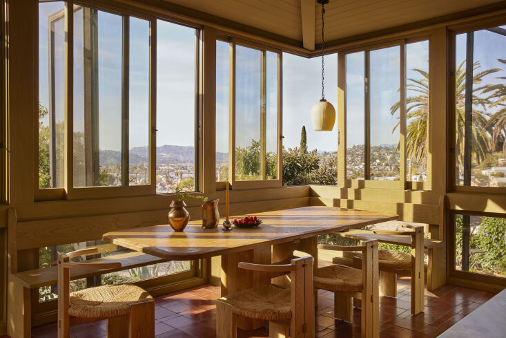 the dining area was inspired by &#8\2\20;california sleeping porches, early 24