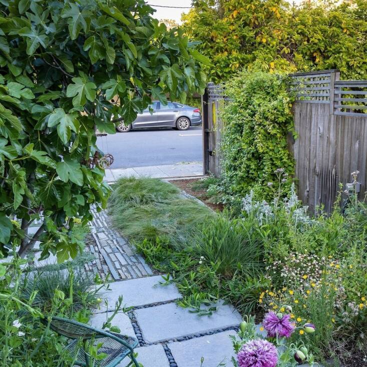 reimagined, the driveway becomes not just a prettier spot to park but an extens 19