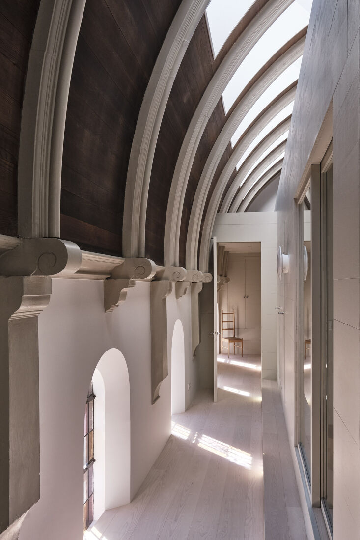 inamatt chapel conversion in the netherlands photograph by inga powilleit 138
