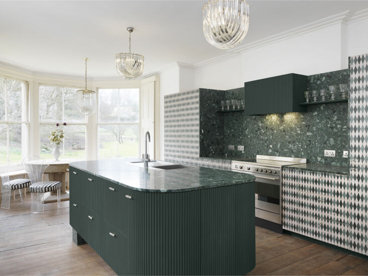 studio maclean kitchen for lulu guinness in the cotswolds. 323