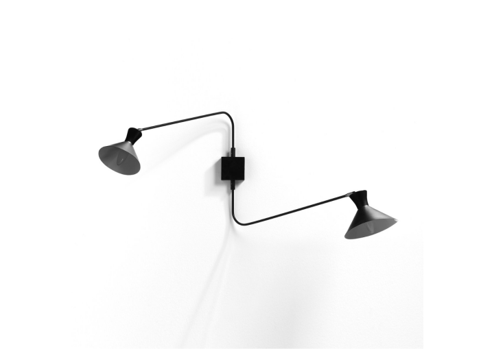 El aplique de dos brazos Voltige de la marca francesa am.pm está actualmente a la venta por 1,23 €.