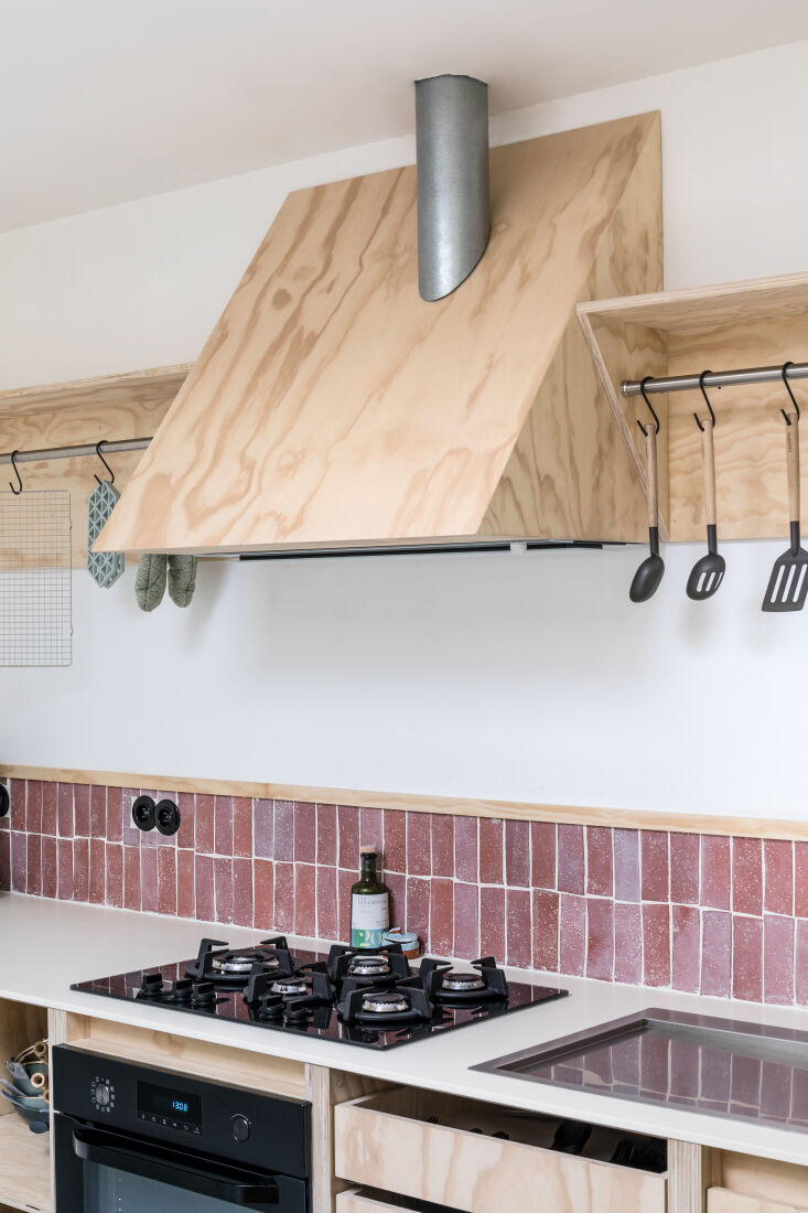 atelier dehaene plywood open kitchen for rik and jannah in kortrijk, belgium. r 11
