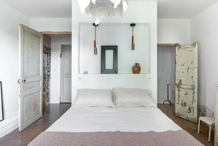 the ecurie bedroom at maison légère 9