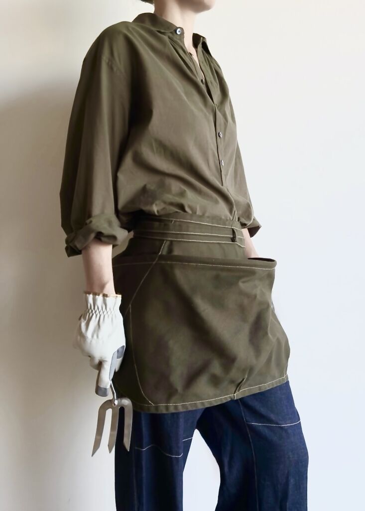 Discover Flora Animalia\2\16;s latest collection of aprons, garden wear, and great-looking tools with an exclusive \15 percent off your entire order; use code GARDENISTA\15 through February 8, \20\26; limit one use per customer. Shown: the Canvas Basket Apron.