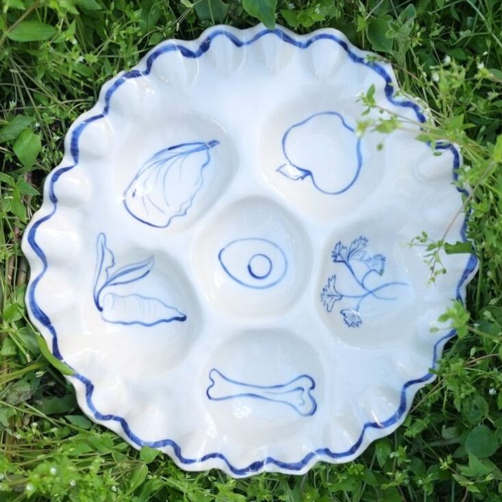 8 Favorites: Plain and Fancy Ceramic Seder Plates for Passover