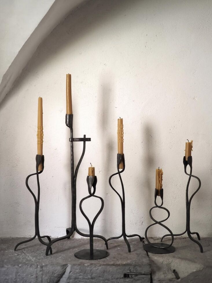 Encuesta rural Retrato de accesorios y accesorios de madera y hierro forjado hechos a mano por Inventaire Mobilier 7