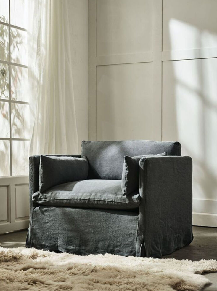 \2\20;we been long fielding requests for a \2\16;big, soft chair& 29