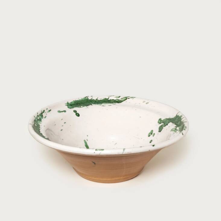 invite friends over and serve heaps of pasta in this oversized hand thrown, han 17