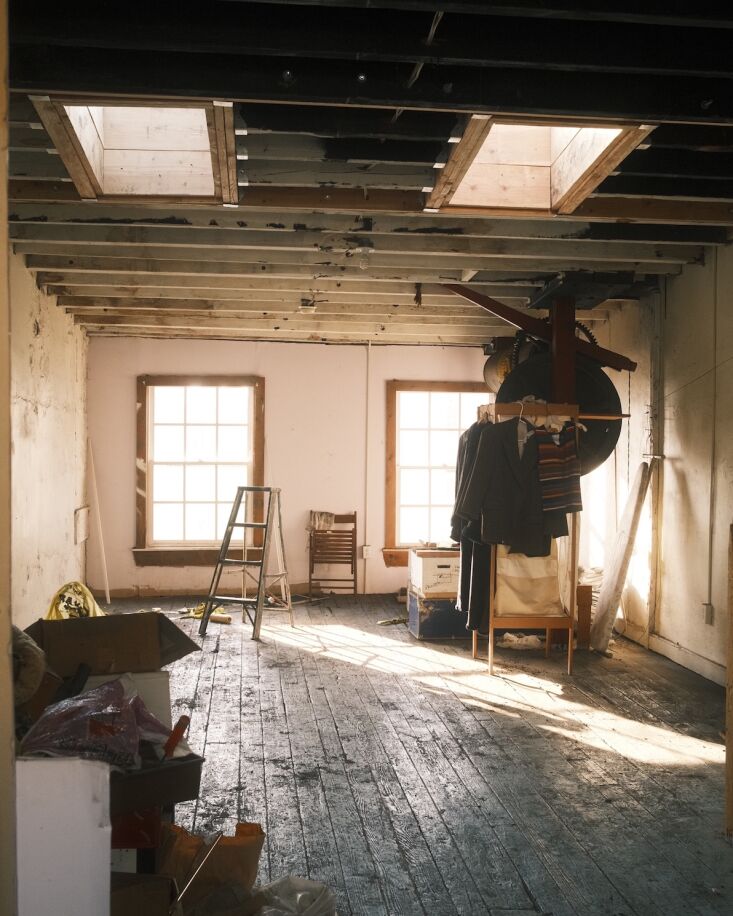 Se están realizando renovaciones en el último piso del Old City Machine Shop de Filadelfia. 20