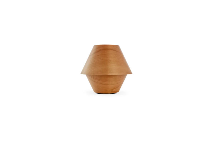the lzf hotel simple table lamp is made of veneer in whitewashed wood, beech, o 26