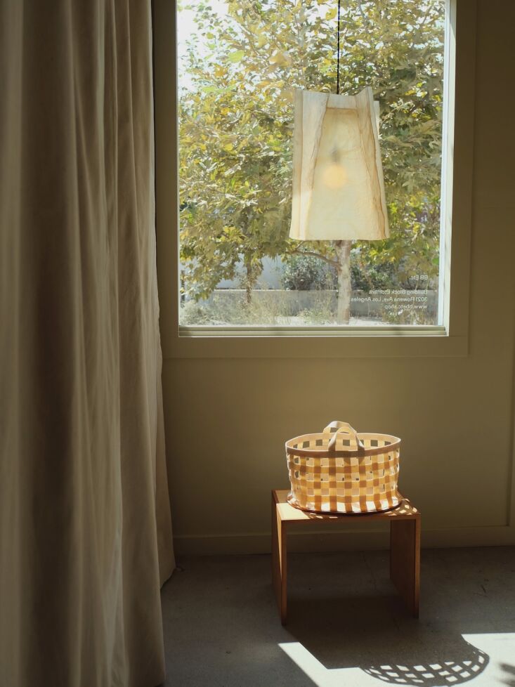 a collaboration between kasumi takigawa and building block, the woven canvas an 29