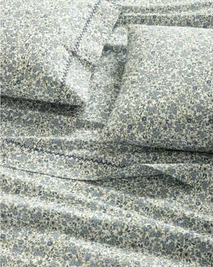 spotted recently? cotton sheets with delicate floral prints from garnet hill. t 18