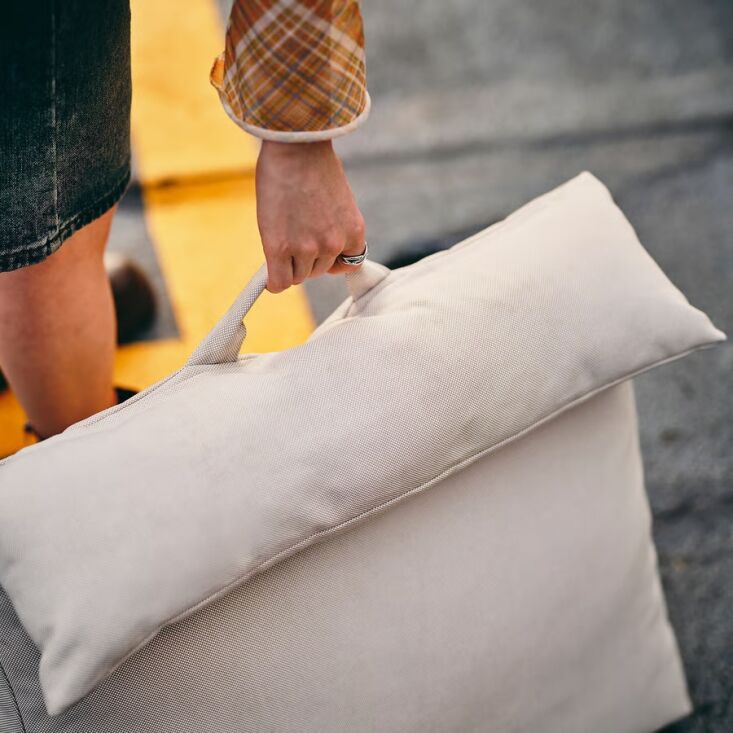 the back cushion is one of many finds in the kompishäng collection with an eas 18