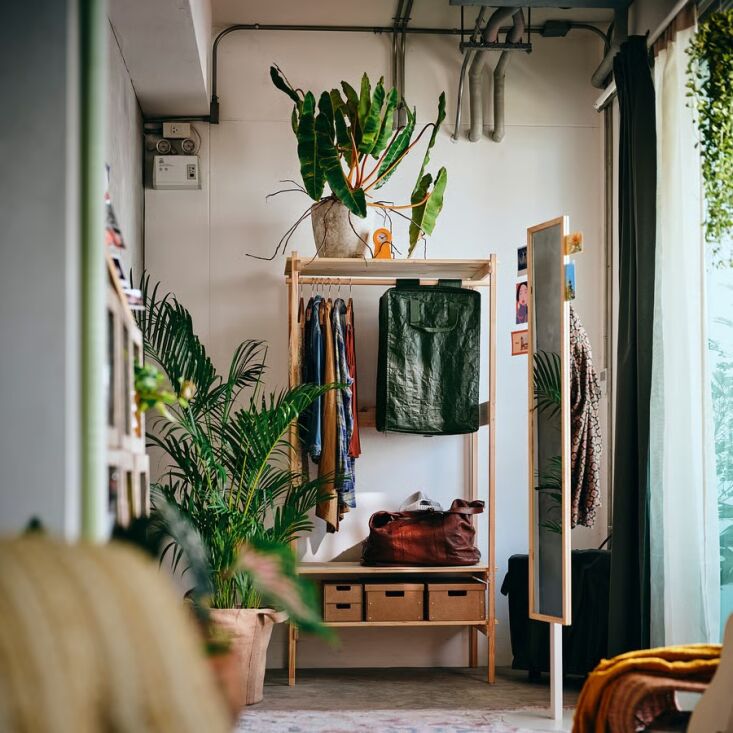 instant closet: the green kompishäng hanging storage with three compartments,  19