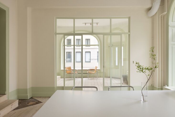 \2\20;for us, translating visual identity into space is a core part of b 21