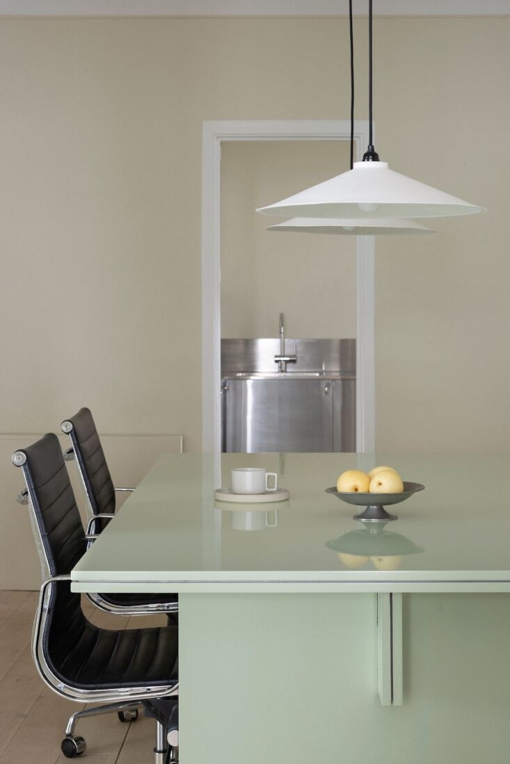 in the adjoining space, another of fantastic frank\2\17;s tables was cut 24