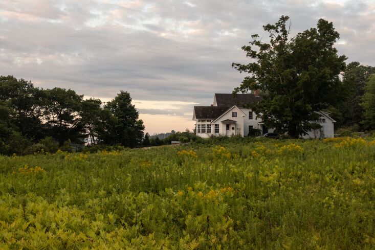 \2\20;the house is on a peninsula with a vast network of walking trails 17