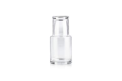 https://www.remodelista.com/ezoimgfmt/media.remodelista.com/wp-content/uploads/2013/01/crate-and-barrel-clear-glass-carafe.jpg?ezimgfmt=rs:392x261/rscb4