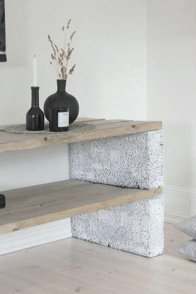 12 Tables Made With Cinder Blocks