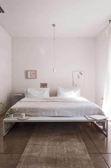 How To Make A Small Bedroom Look Bigger, How To Throw Out A Bed Frame Nyc