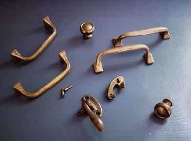 Domestic Science: How to Polish Brass Cabinet Hardware - Remodelista