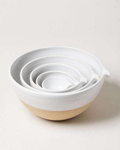 https://www.remodelista.com/ezoimgfmt/media.remodelista.com/wp-content/uploads/2019/06/farmhouse-pottery-pantry-bowls-733x916.jpg?ezimgfmt=rs:392x490/rscb4