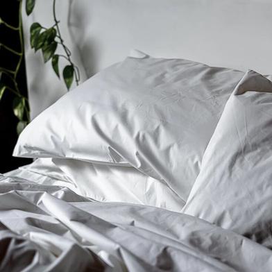 6 Favorites: Sturdy, Old-Fashioned Grandmother-Style Cotton Sheets for  Winter (or Any Other Season) - Remodelista