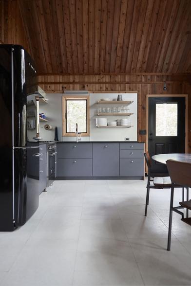 Steal This Look: A Small, Chic Kitchenette for a Creative Studio in SF -  Remodelista