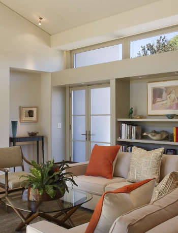 12a livingroom with lightshelf